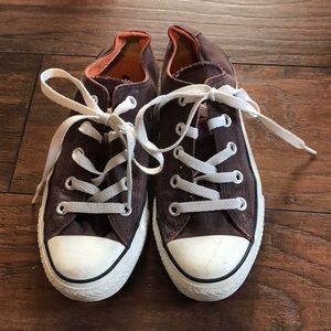 Brown Converse